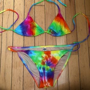 Yeah, Tie-Dye Bikini